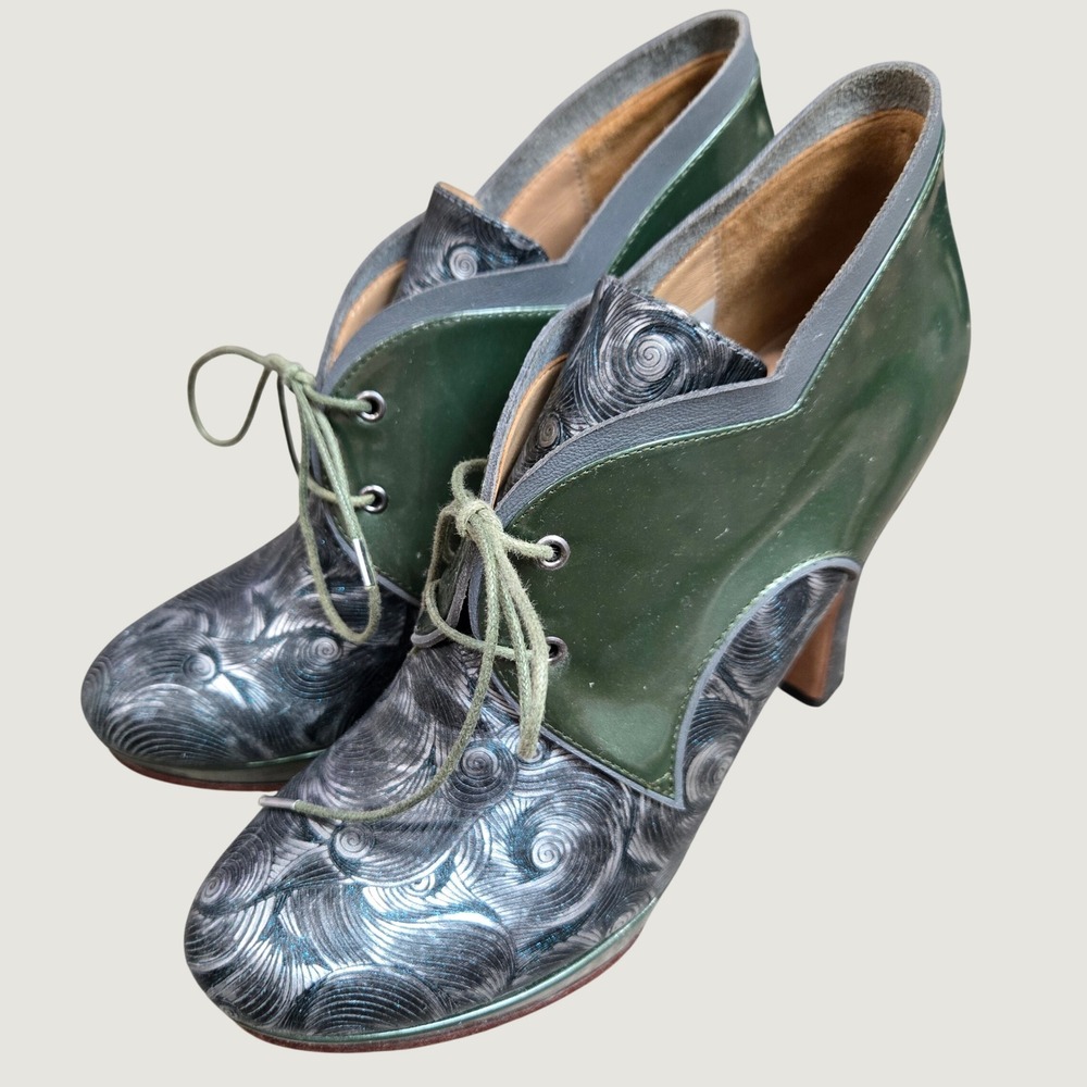 John Fluevog Gaea Miracle Green Patent Silver Swirl Lace Up Platform Heel Bootie